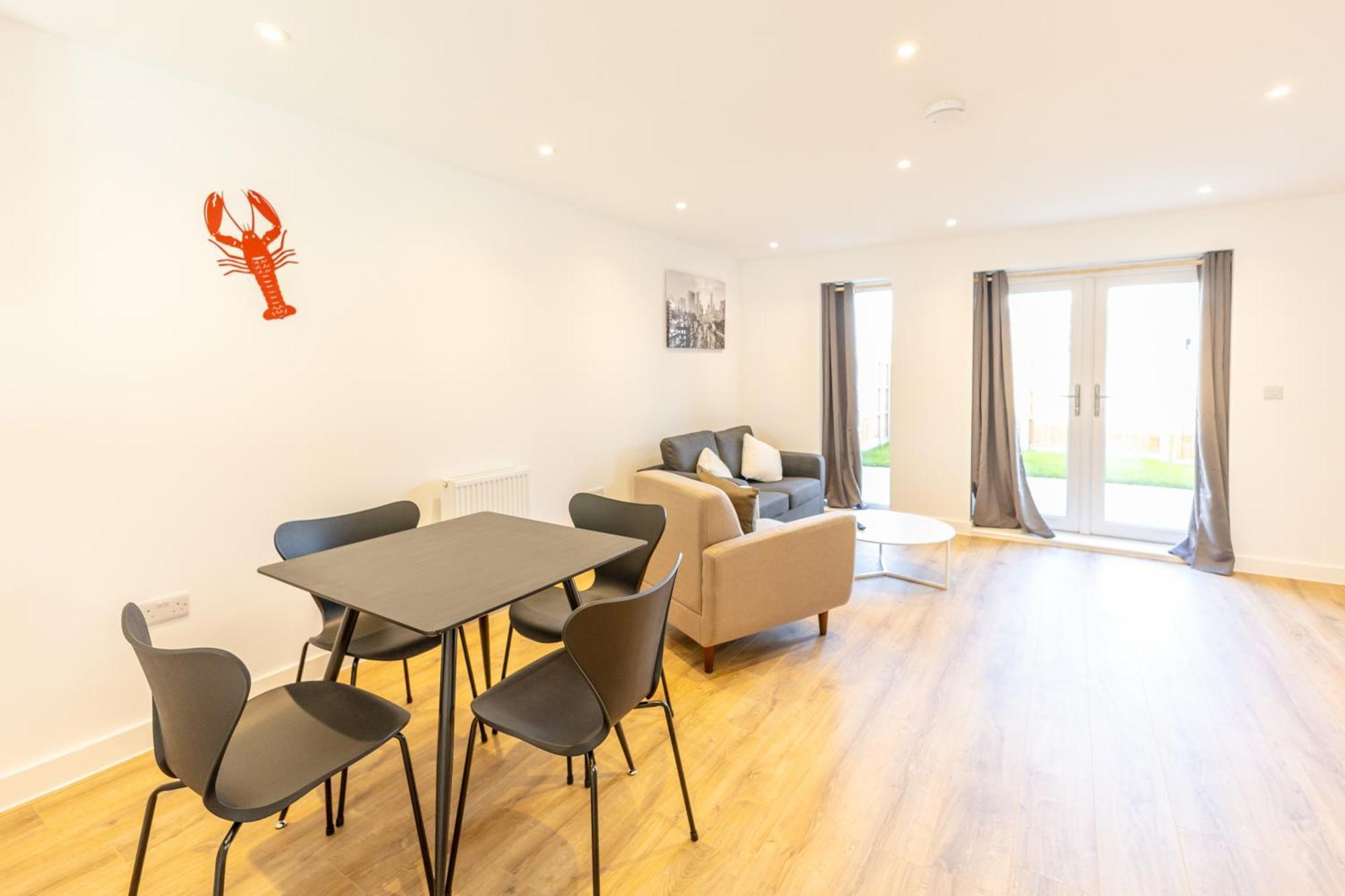 Stunning Modern 3 Bedroom Townhouse - Perfect Getaway Manchester Eksteriør billede