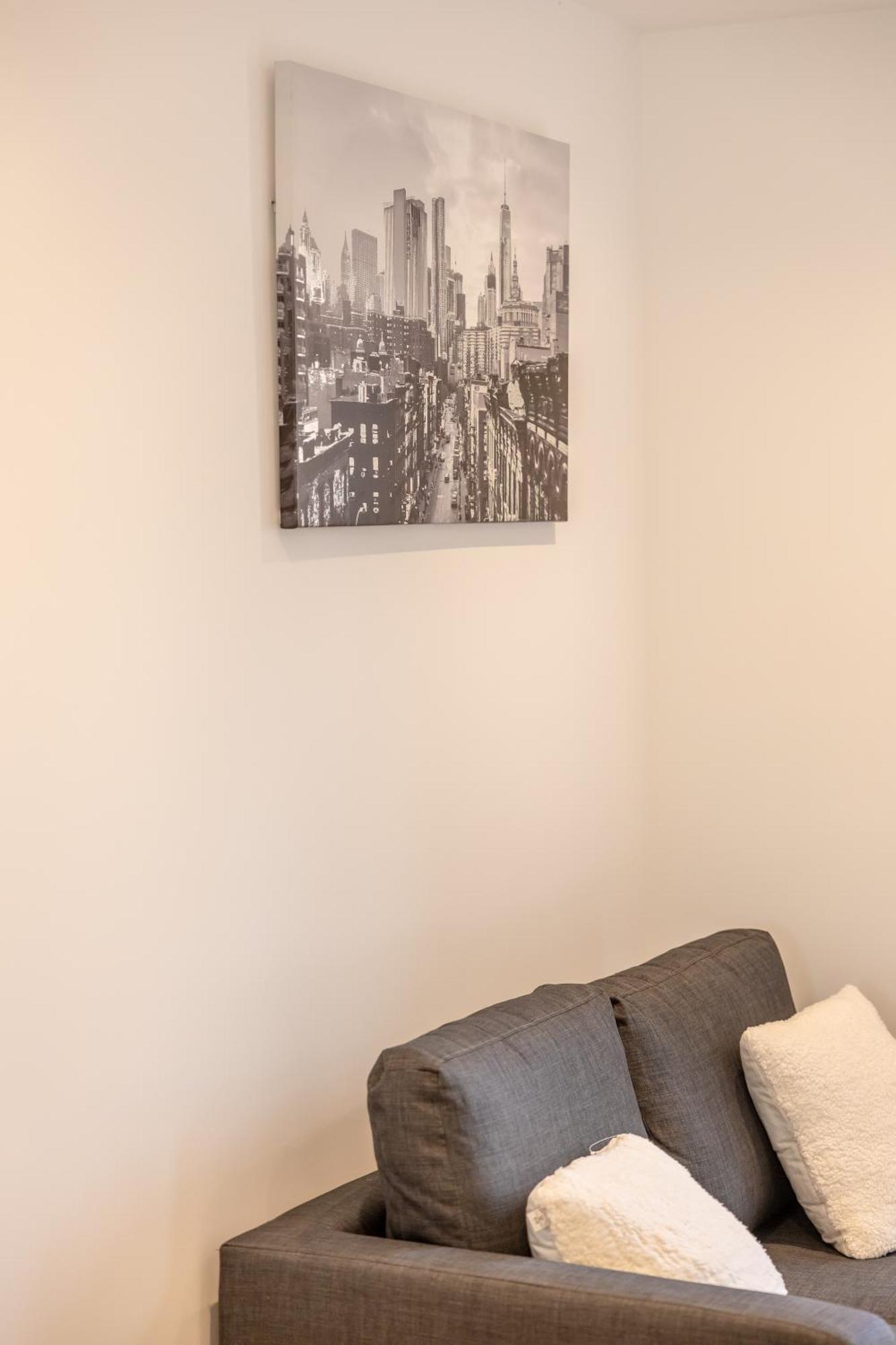 Stunning Modern 3 Bedroom Townhouse - Perfect Getaway Manchester Eksteriør billede